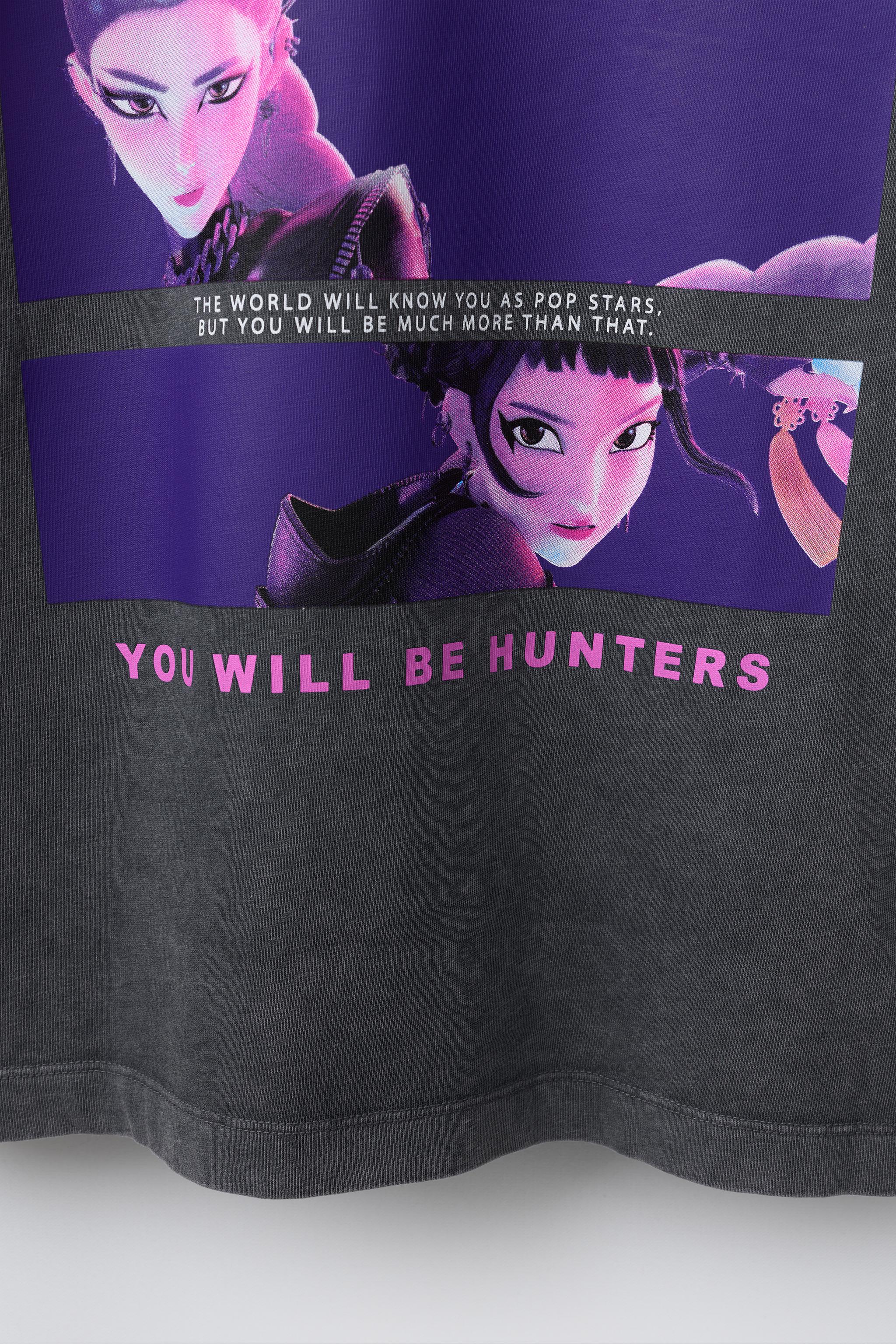 KPOP DEMON HUNTERS™ NETFLIX © WASHED EFFECT PRINTED T-SHIRT